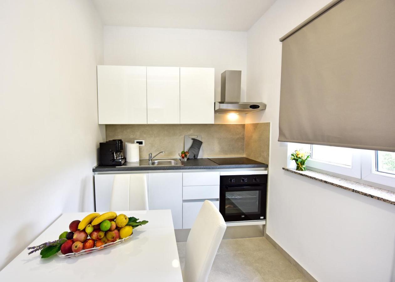 Apartman Melita ポレッチ エクステリア 写真