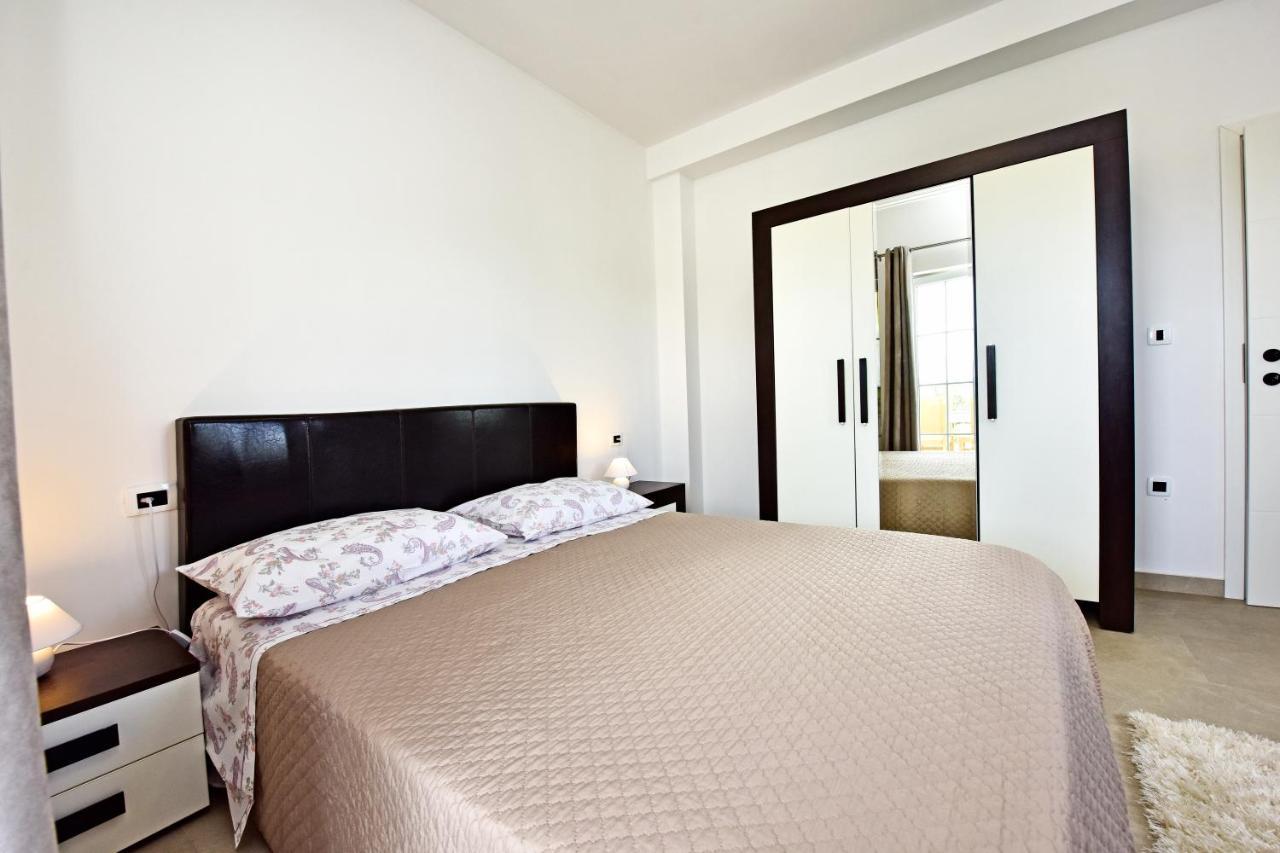 Apartman Melita ポレッチ エクステリア 写真